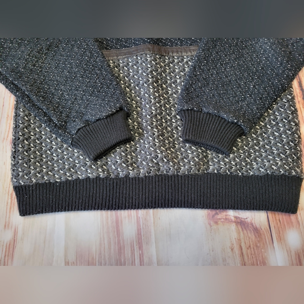 Bugatchi Black and Silver Patterned Crewneck Sweater - Picture 6 of 6
